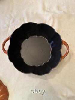 Staub Cast Iron Pumpkin Dutch Oven 5.5 Qt