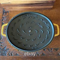 Staub Cast Iron Shallow Wide Oval Dutch Oven Bunny Knob Citron Yellow 6.25 Qt