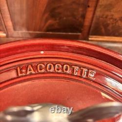 Staub La Cocotte #31 Oval Dutch Oven 5.75 Qt Enamel Cast Iron Rooster Lid France