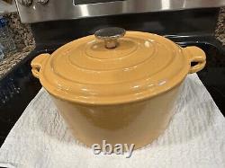 VINTAGE Cast Iron Round Enamel 5 Qt Dutch Oven With Lid Made In France Staub