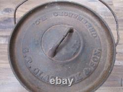 VINTAGE G. T. Glascock & Son Greensboro, NC 10 Cast Iron Dutch Oven with Handle
