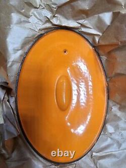 VINTAGE Le Creuset Oval Dutch Oven Orange With Lid Made In France Heavy Duty