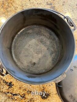 VTG Griswold #10 Cast Iron Slant Logo Tite Top Baster Dutch Oven 835A A2553