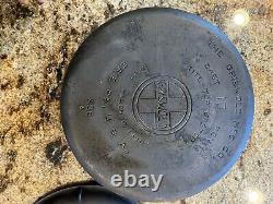 VTG Griswold #10 Cast Iron Slant Logo Tite Top Baster Dutch Oven 835A A2553