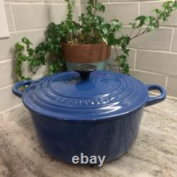 VTG LE CREUSET #22 Blue Enamel Cast Iron Dutch Oven 3.5 qts R110