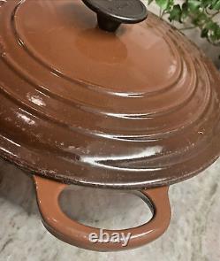 VTG Le Creuset Chocolate Brown Cast Iron Dutch Oven #26, 5.5 Qt. Excellent