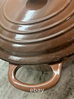 VTG Le Creuset Chocolate Brown Cast Iron Dutch Oven #26, 5.5 Qt. Excellent