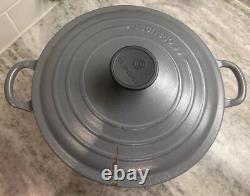 VTG Le Creuset Dutch Oven #24 Matte Gray Cast Iron withLid 4.5 Qt. READ R70