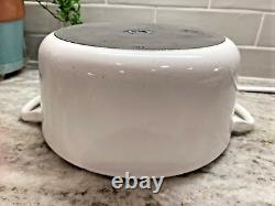 VTG Le Creuset Dutch Oven #24 White Cast Iron withLid 4.5 Qt. Made in France WEAR