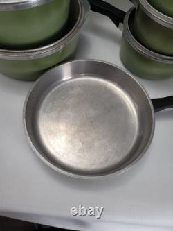 Vintage 12pc Porcelain Aluminum CLUB Pots Pans Set Avocado Green with Lids