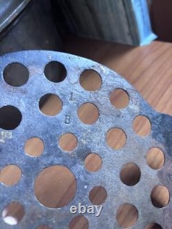 Vintage 5 Qt Cast Iron Dutch Oven No. 8 Self Basting Lid 1278 and Trivet r2s2