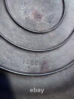 Vintage 5 Qt Cast Iron Dutch Oven No. 8 Self Basting Lid 1278 and Trivet r2s2