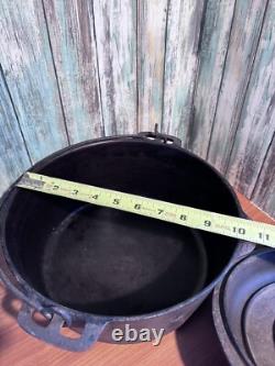 Vintage 5 Qt Cast Iron Dutch Oven No. 8 Self Basting Lid 1278 and Trivet r2s2