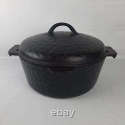 Vintage Cast Iron #8 Hammered Dutch Oven With Lid Unmarked