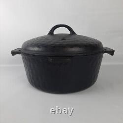 Vintage Cast Iron #8 Hammered Dutch Oven With Lid Unmarked