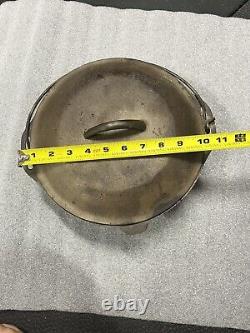 Vintage Cast Iron Dutch Oven 10 1/4 withLid Unrestored