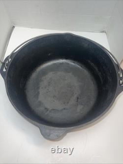 Vintage Cast Iron Dutch Oven Pot 13.5 -Marked on Bottom # 12 Do Made in USA D