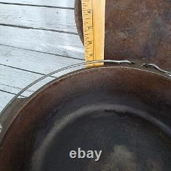 Vintage Cast Iron Dutch Oven With Lid Double Handle 12 6qt