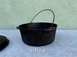 Vintage Cast Iron Wagner Ware Sidney -O- 1268 J Dutch Oven with Lid 10 Excellent