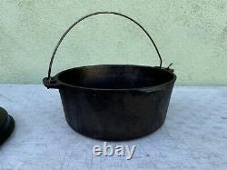 Vintage Cast Iron Wagner Ware Sidney -O- 1268 J Dutch Oven with Lid 10 Excellent