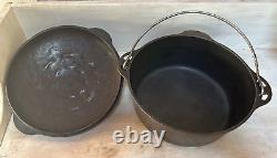 Vintage Griswold 1278 #8 Dutch Oven withswing handle & rare Hammered #8 Lid VGC
