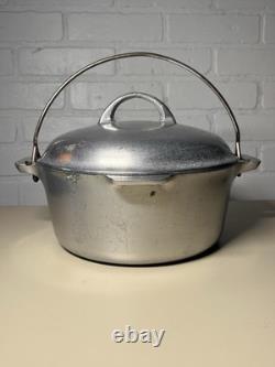 Vintage Griswold #7 Tite-Top Cast Alumimum Dutch Oven withLid & Handle A463 1/2 N