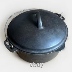 Vintage Griswold #8 Slant Logo 5 Quart Cast Iron Dutch Oven with Lid / Antique