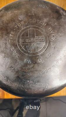 Vintage Griswold #9 Tite-Top Dutch Oven with Matching Lid Seasoned