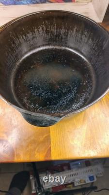 Vintage Griswold #9 Tite-Top Dutch Oven with Matching Lid Seasoned