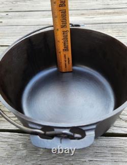 Vintage Griswold Cast Iron #7 Tite Top Dutch Oven And Lid FULLY RESTORED