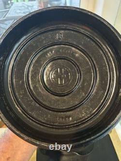 Vintage Griswold Cast Iron Dutch Oven 8 1278 A with #8 Lid