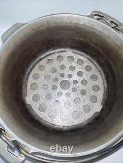 Vintage Griswold Tite-Top Dutch Oven Cast Aluminum Pot & Lid #8, A465C