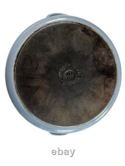 Vintage LE CREUSET Round Dutch Oven With Lid #22 3.5 Quart BLUEBELL Rare Color