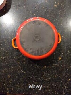 Vintage LE CREUSET orange #22 Round Dutch Oven