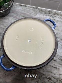 Vintage Le Creuset #22 Round Dutch Oven 3.5 QT Enamel Cast Iron Blue