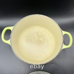 Vintage Le Creuset 2 Quart Dutch Oven Discontinued Color Kiwi See Pics Pretty
