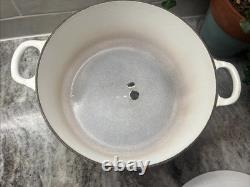 Vintage Le Creuset Dutch Oven 7.25 Qt #28 White READ L32
