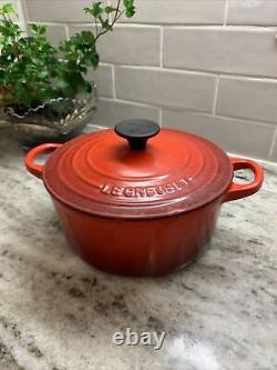 Vintage Le Creuset France 18 cm, 2 Qt Enamel Cast Iron Round Dutch Oven Red