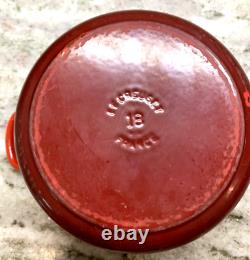 Vintage Le Creuset France 18 cm, 2 Qt Enamel Cast Iron Round Dutch Oven Red