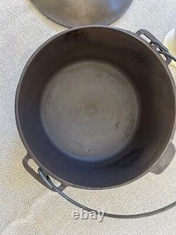 Vintage Lodge #7 Cast Iron Dutch Oven with Basting Lid and Wire Handle