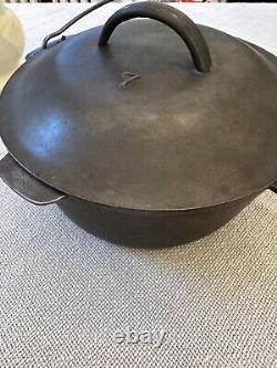 Vintage Lodge #7 Cast Iron Dutch Oven with Basting Lid and Wire Handle