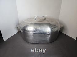 Vintage Magnalite 4267 Wagner Ware 13 QT Dutch Oven Roaster Aluminum USA Trivet