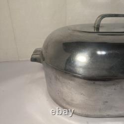 Vintage Magnalite Wagner Ware Sidney 4627-M Oval Dutch Oven Roaster with Lid