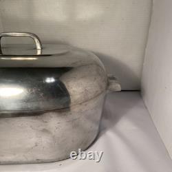 Vintage Magnalite Wagner Ware Sidney 4627-M Oval Dutch Oven Roaster with Lid