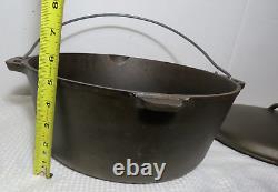 Vintage No. 10 Cast Iron Dutch Oven Pot with Lid & Bail Handle 12 5/8 Made USA