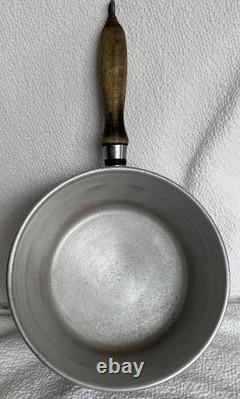 Vintage Set Of 4 Wear Ever Pans 1 Dutch Oven With Lid 3 Saucepans With 2 Lids