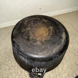 Vintage Unmarked Lodge #12 Cast Iron Dutch Oven + Lid Very Large Pot