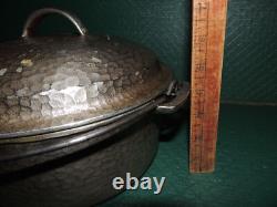 Vintage Wagner Ware H. S. 1268 No. 8 Hammered Nickel Plated Cast Iron Dutch Oven