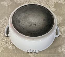 Vollrath No 9 Enameled Dutch Oven With Matching Lid