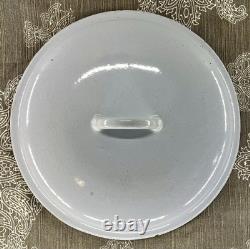 Vollrath No 9 Enameled Dutch Oven With Matching Lid